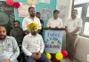 शिक्षा क्रांति के तहत विधायक ब्रम शंकर जिंपा ने विद्यार्थियों को बांटे स्कूल बैग