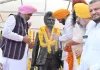 कैबिनेट मंत्रियों हरपाल सिंह चीमा और तरुनप्रीत सिंह सौंद ने शहीद मास्टर करनैल सिंह ईसड़ू को श्रद्धा के फूल किए भेंट