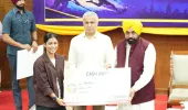 पंजाब के खिलाड़ियों ने दुनिया भर में तिरंगे का मान बढ़ाया, मुख्यमंत्री भगवंत सिंह मान द्वारा पुरस्कार और इनामी राशि से खिलाड़ियों का सम्मान