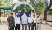10,000 रुपये की रिश्वत लेते सहायक उप-निरीक्षक को विजिलेंस ब्यूरो ने रंगे हाथ  किया काबू