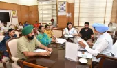 वित्त मंत्री हरपाल सिंह चीमा ने स्वास्थ्य विभाग को ठेका आधारित मल्टीपर्पज हेल्थ वर्करों को प्रति टीकाकरण सत्र 525 रुपये प्रोत्साहन भत्ता देने के निर्देश दिए
