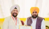 मुख्यमंत्री भगवंत सिंह मान ने विभिन्न क्षेत्रों में बहुमूल्य योगदान देने वाली 29 प्रमुख शख्सियतों को स्टेट अवॉर्ड से किया सम्मानित