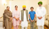 मुख्यमंत्री भगवंत सिंह मान ने दिवंगत कबड्डी खिलाड़ी गुरजीत सिंह तूत के परिवार से की मुलाकात, पत्नी के लिए सरकारी नौकरी का किया ऐलान