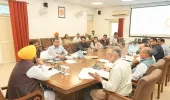 मुख्यमंत्री भगवंत सिंह मान ने 'मुख्यमंत्री सेहत योजना' एवं आम आदमी क्लीनिकों का अधिकतम लाभ लोगों तक पहुंचाने के लिए व्यापक जागरूकता अभियान शुरू करने के दिए निर्देश