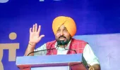 मुख्यमंत्री भगवंत सिंह मान का बहनों को रक्खड़ पुन्निया का तोहफा: 5.30 लाख महिलाओं के बैंक खातों में 181.50 करोड़ रुपए की ‘सम्मान राशि’ भेजी