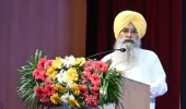 हमें उत्पादन के साथ-साथ अपने उत्पादों की बेहतर मार्केटिंग करना भी आना चाहिए: गुरमीत सिंह खुड्डियां