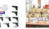 अमृतसर में नशीले पदार्थ और हथियारों की तस्करी करने वाले नेटवर्क से जुड़े पांच व्यक्ति 13 पिस्तौल और 3.267 किलोग्राम हेरोइन समेत काबू