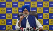 गुरुद्वारा श्री बंगला साहिब के अंदर मोदी की दिल्ली पुलिस की कार्रवाई ने 'ऑपरेशन ब्लू स्टार' की दर्दनाक यादें ताज़ा कर दी हैं: बलतेज पन्नू
