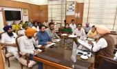 कैबिनेट मंत्री हरपाल सिंह चीमा द्वारा बकाया मांगों के समाधान के लिए आई.टी.आई. इंस्ट्रक्टरों और पनबस/पी.आर.टी.सी. यूनियनों के साथ महत्वपूर्ण बैठकें