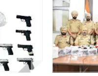 अमृतसर में नशीले पदार्थ और हथियारों की तस्करी करने वाले नेटवर्क से जुड़े पांच व्यक्ति 13 पिस्तौल और 3.267 किलोग्राम हेरोइन समेत काबू