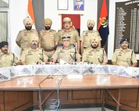 गैर-कानूनी हथियार सप्लाई नेटवर्क में शामिल एक नाबालिग समेत आठ व्यक्ति गिरफ्तार; 15 पिस्तौल बरामद
