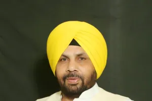 भगवंत सिंह मान सरकार द्वारा 119.6 करोड़ रुपये की लागत से पठानकोट-सरहिंद सड़क को चारमार्गी बनाने का काम लायी गयी तेज़ी 