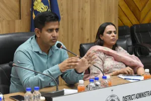 युद्ध नशे के विरुद्ध-डिप्टी कमिश्नर ने मॉडल नशा मुक्ति एवं पुनर्वास केंद्र में नशे से प्रभावित युवाओं के लिए नए कौशल विकास कोर्स शुरू करने के निर्देश दिए
