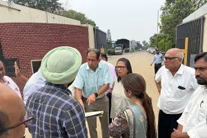डिप्टी कमिश्नर ने मानसून से पहले धोगडी रोड को वाहनों के आवागमन योग्य बनाने के निर्देश दिए