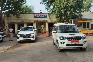 डीग में गौ तस्कर और पुलिस की मुठभेड़, कुख्यात हासम मेव घायल, इन काउंटर में बेटे की मौत 
