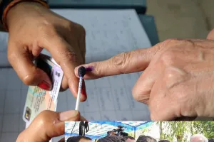 गुजरात के विसावदर और कडी उपचुनाव में मतदान का पहला आंकड़ा आया सामने, कहां हुई ज्यादा वोटिंग?