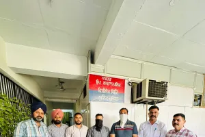 विजिलेंस ब्यूरो ने 70,000 रुपये और 50,000 रुपये रिश्वत लेने के आरोप में इंस्पेक्टर एवं जूनियर ऑडिटर को किया काबू