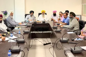 पशुधन की स्वास्थ्य सेवाओं में देरी, अनुपस्थिति और लापरवाही के लिए कोई स्थान नहीं: गुरमीत सिंह खुड्डियां ने पशु चिकित्सा स्टाफ को दिए सख्त निर्देश