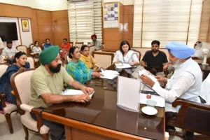 वित्त मंत्री हरपाल सिंह चीमा ने स्वास्थ्य विभाग को ठेका आधारित मल्टीपर्पज हेल्थ वर्करों को प्रति टीकाकरण सत्र 525 रुपये प्रोत्साहन भत्ता देने के निर्देश दिए