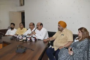 जालंधर में 28 और 29 अगस्त को होगा प्रसिद्ध नाटक ‘हमारे राम’ का मंचन : कैबिनेट मंत्री मोहिंदर भगत एवं सलाहकार दीपक बाली