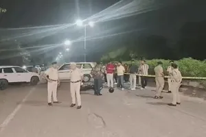 नरेला मर्डर केस: दिल्ली पुलिस से मुठभेड़ के बाद भाऊ गैंग के 3 शूटर गिरफ्तार, दो के पैरों में लगी गोली