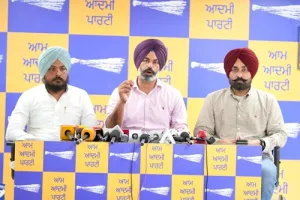 अकाली दल-भाजपा का गठबंधन बेनकाब, सुखबीर बादल बेअदबी के केसों से बचने के लिए पंजाब के हितों से समझौता कर रहे हैं: रणबीर सिंह ढींडसा
