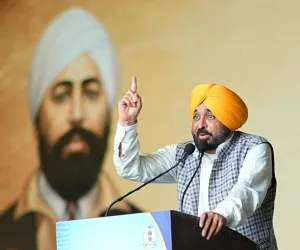आम आदमी पार्टी सरकार देश के लिए महान बलिदान देने वाले स्वतंत्रता सेनानियों के सपनों को साकार करने के लिए पूरी तरह प्रतिबद्ध : मुख्यमंत्री भगवंत सिंह मान