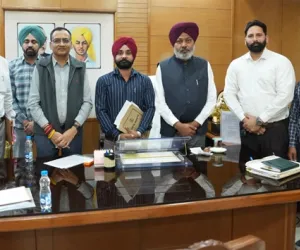 वित्त मंत्री हरपाल सिंह चीमा ने विभागों को योग्य आउटसोर्स कर्मचारियों को ठेके पर रखने की प्रक्रिया में तेजी लाने के दिए निर्देश