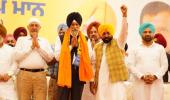 पूर्व मंत्री सुरजीत सिंह रखड़ा आम आदमी पार्टी में हुए शामिल