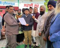 कैबिनेट मंत्री डॉ. रवजोत ने शाम चौरासी में 61 परिवारों को 1.50 करोड़ के चेक वितरित किए