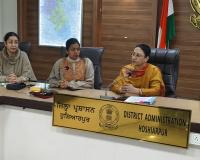 चुनाव पर्यवेक्षक कंवल प्रीत बराड़ की ओर से जिला परिषद व पंचायत समिति चुनावों की तैयारियों का जायजा