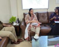 एस.ए.एस. नगर में नियुक्त पंचायत समिति चुनावों के चुनाव पर्यवेक्षक द्वारा डी.सी., एस.एस.पी. और अन्य अधिकारियों के साथ बैठक