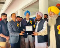 कृषि मंत्री गुरमीत सिंह खुड्डियां ने 12 साल बाद बैलगाड़ी की दौड़ों की शुरुआत के साथ किला रायपुर ग्रामीण ओलंपिक-2026 का किया उद्घाटन