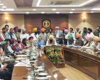 जसवीर सिंह गढ़ी ने पंजाब के समूह एस.सी.कर्मचारी संगठन की मुश्किलें सुनी