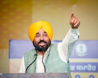 अकाली और कांग्रेस सरकारों ने पंजाब के बच्चों को जानबूझकर अनपढ़ रखा: भगवंत मान