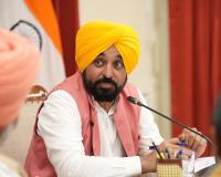 मुख्यमंत्री भगवंत सिंह मान के नेतृत्व में कैबिनेट की ओर से ‘मुख्यमंत्री मावां-धीयां सत्कार योजना’ शुरू करने को हरी झंडी; 97 प्रतिशत से अधिक महिलाओं को हर महीने 1000–1500 रुपए सम्मान राशि मिलेगी