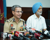 नशीले पदार्थों के तस्कर कोर्ट में क्यों हार रहे हैं: पंजाब के उस पुलिसिंग मॉडल की अंदर की कहानी, जो नशीले पदार्थों से जुड़े मामलों में भारत में सबसे ज़्यादा सज़ा दिलाने की दर (Conviction Rate) दे रहा है