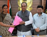लोकसभा सदस्य डॉ. राज कुमार चब्बेवाल ने विकास कार्यों और कल्याणकारी योजनाओं की समीक्षा की