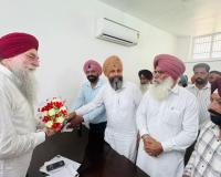 सहकारिता विभाग की कर्मचारी एसोसिएशन ने अपनी जायज़ मांगों के लिए स्पीकर संधवां से की मुलाकात