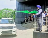 वित्त मंत्री हरपाल सिंह चीमा ने रिकॉर्ड राजस्व वृद्धि के बीच आबकारी एवं कर विभाग की एनफोर्समेंट को बढ़ावा देने के लिए 25 नए वाहनों को हरी झंडी दिखाकर रवाना किया