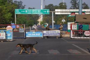 पाकिस्तान को बड़ा झटका, पहलगाम हमले के बाद भारत ने सभी आयातों पर लगाया प्रतिबंध