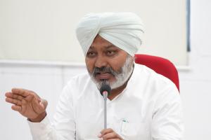  'आप' सरकार का अवैध शराब पर 'ज़ीरो टॉलरेंस': हरपाल चीमा