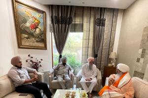 पंजाब विधान सभा स्पीकर द्वारा गुरू तेग़ बहादुर जी का 350वां शहीदी दिवस मनाने के लिए पद्मश्री भाई हरजिन्दर सिंह श्रीनगर वाले से अहम सुझाव प्राप्त किये