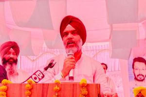 कैबिनेट मंत्री डॉ. रवजोत सिंह ने मुदकी में नहरी पानी को पीने योग्य बनाकर घर-घर पहुँचाने वाले प्रोजेक्ट की रखी आधारशिला