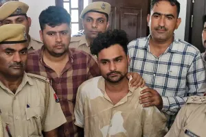 फ्रांसीसी महिला से रेप के आरोपी सिद्धार्थ काे पुलिस ने पकड़ा, हुआ बड़ा खुलासा, कांग्रेस कार्यकर्ताओं ने पीटा