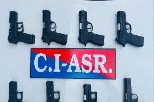 सीमा पार से चल रहे हथियार तस्करी नेटवर्क का अमृतसर में पर्दाफाश; आठ पिस्तौल सहित दो गिरफ्तार