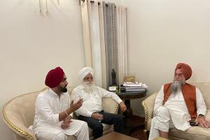 पंजाब विधान सभा स्पीकर ने श्री गुरु तेग़ बहादुर जी का 350वां शहीदी दिवस मनाने के सम्बन्ध में सुझाव प्राप्त करने के लिए प्रोफैसरों और पंजाबी अदाकारों के साथ मीटिंग की