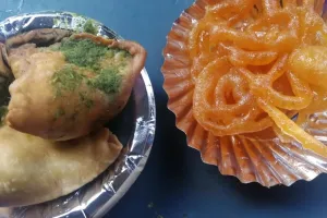 सिगरेट जितने खतरनाक हैं जलेबी, समोसा और लड्डू... हेल्थ मिनिस्ट्री ने जारी की डराने वाली एडवाइजरी