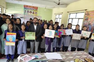 जिला कानूनी सेवाएं अथॉरिटी ने गांव-गांव जाकर नशा मुक्त समाज बनाने की अपील की