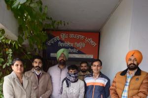 1500 रुपये रिश्वत लेते हुये निजी व्यक्ति विजीलैंस ब्यूरो द्वारा रंगे हाथों काबू